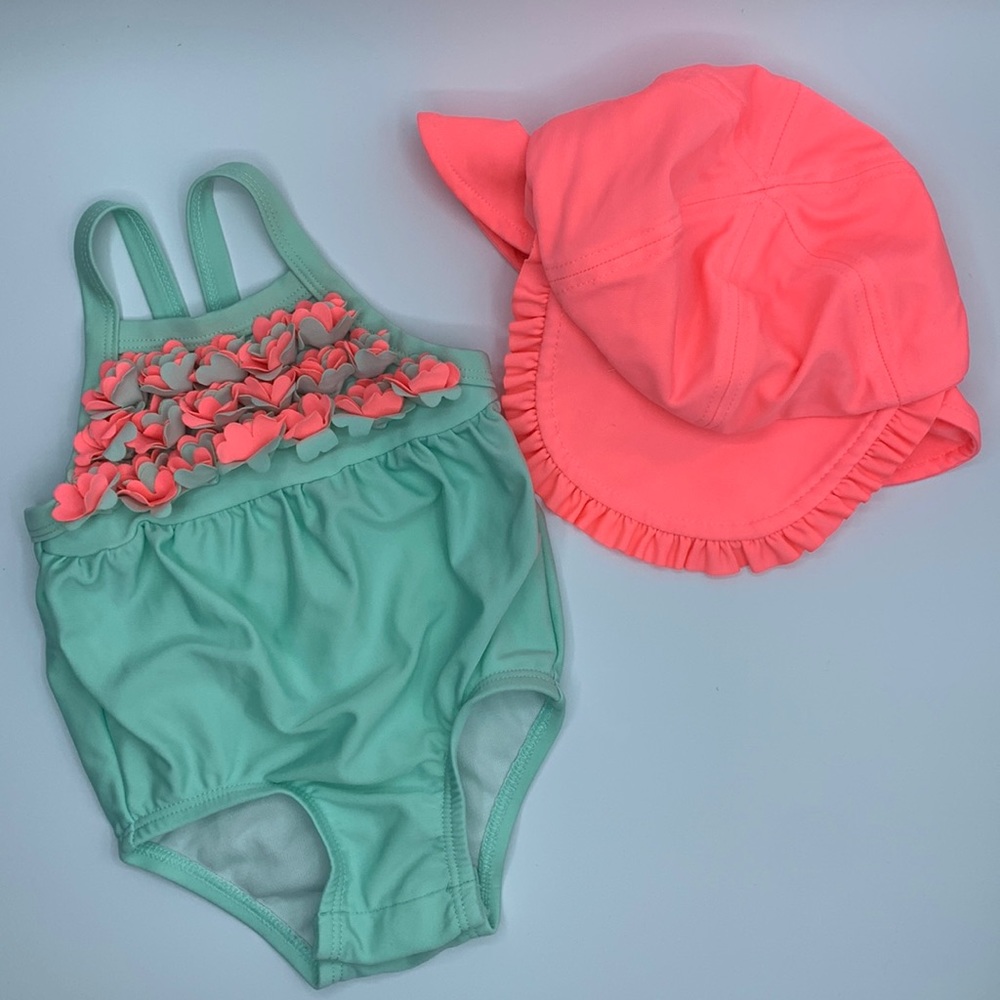 Adorable Cat & Jack swimsuit and hat for infant girls. 3-6 months